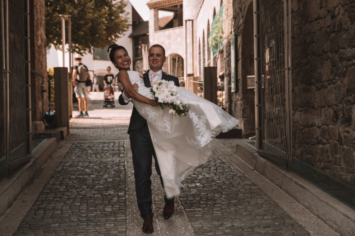 Poročni fotograf – Ljubljanski grad – poročno fotografiranje