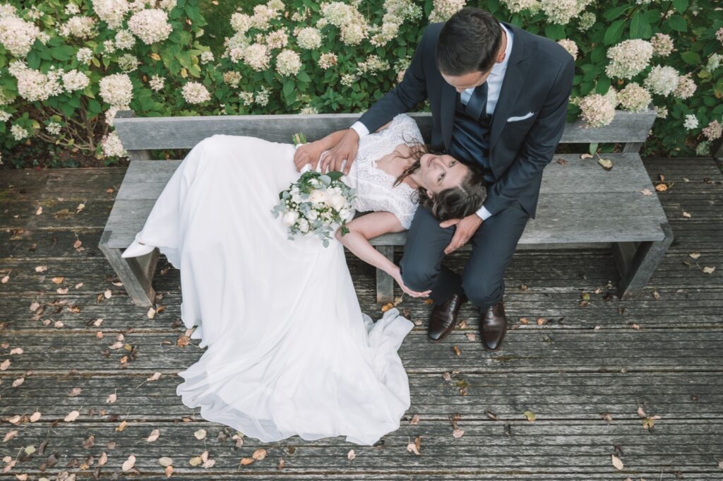 Škrabčeva domačija Ribnica – poročni fotograf, eleganten in topel ambient